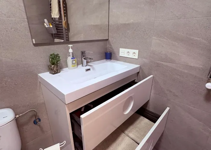 Centrico , Comodo, Tranquilo Y Con Wifi Apartment